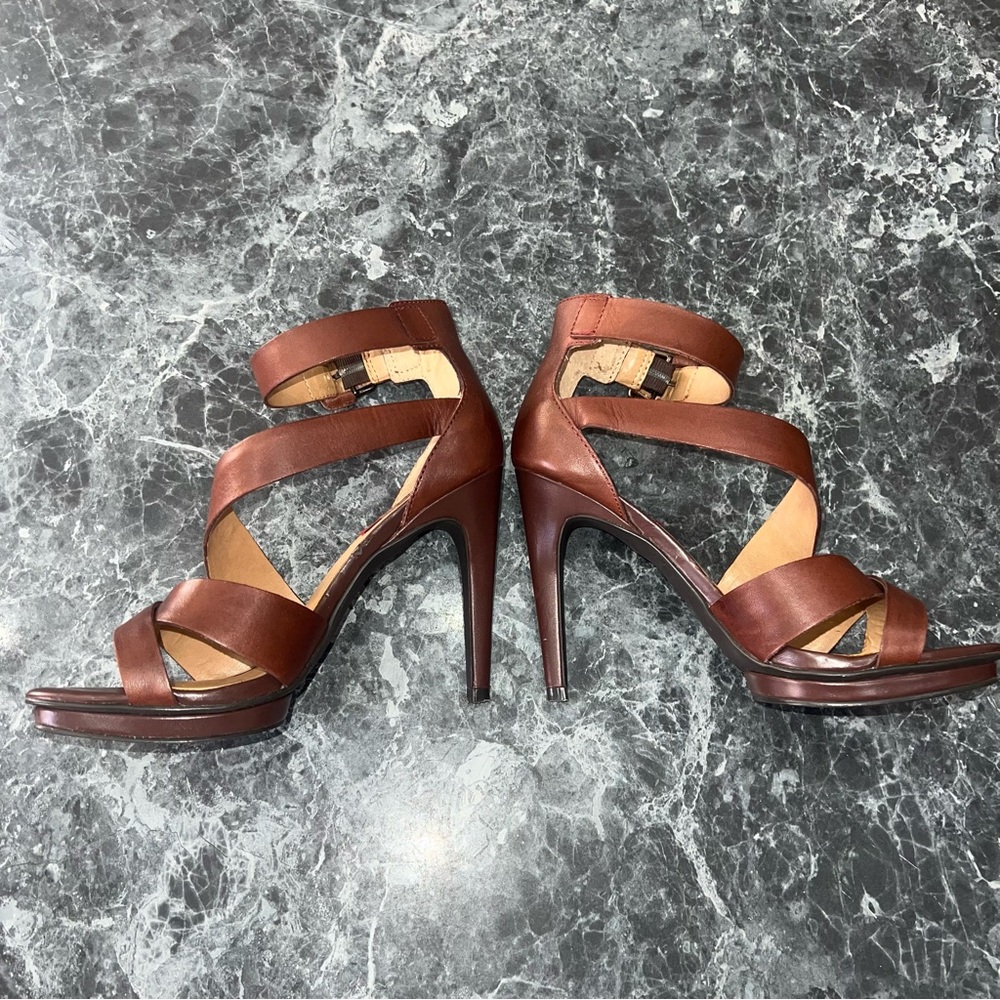 Vintage Red Saks Fifth Ave pumps / heels